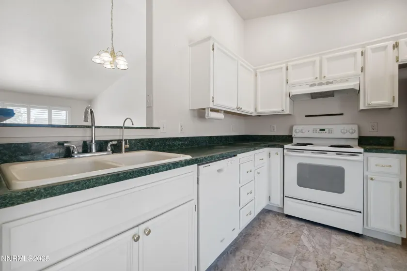 152 Westward, Fernley, Nevada 89408, 4 Bedrooms Bedrooms, ,2 BathroomsBathrooms,Residential,Residential,Westward,250056445