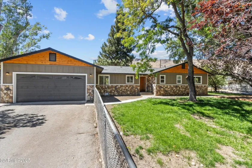 22855 Carriage, Reno, Nevada 89521, 3 Bedrooms Bedrooms, ,2 BathroomsBathrooms,Residential,Residential,Carriage,250054218