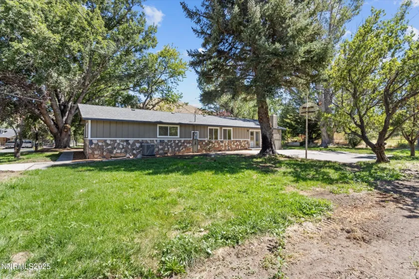 22855 Carriage, Reno, Nevada 89521, 3 Bedrooms Bedrooms, ,2 BathroomsBathrooms,Residential,Residential,Carriage,250054218