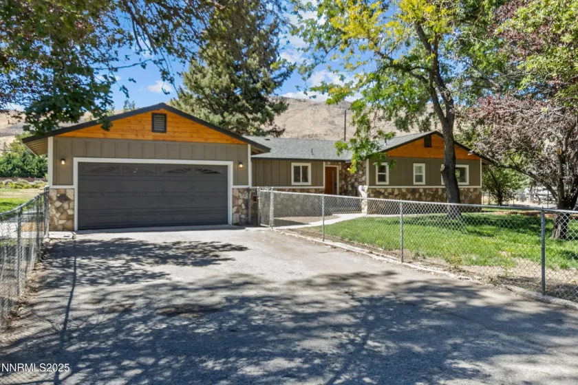 22855 Carriage, Reno, Nevada 89521, 3 Bedrooms Bedrooms, ,2 BathroomsBathrooms,Residential,Residential,Carriage,250054218