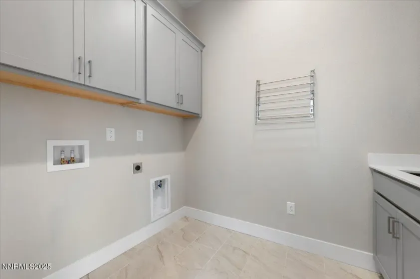 2982 Saddle Peak, Reno, Nevada 89521, 3 Bedrooms Bedrooms, ,4 BathroomsBathrooms,Residential,Residential,Saddle Peak,250053057