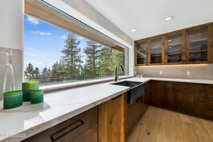 987 Wander, Incline Village, Nevada 89451, 4 Bedrooms Bedrooms, ,4 BathroomsBathrooms,Residential,Residential,Wander,250056457