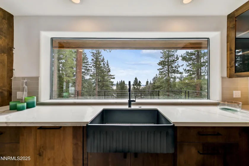 987 Wander, Incline Village, Nevada 89451, 4 Bedrooms Bedrooms, ,4 BathroomsBathrooms,Residential,Residential,Wander,250056457