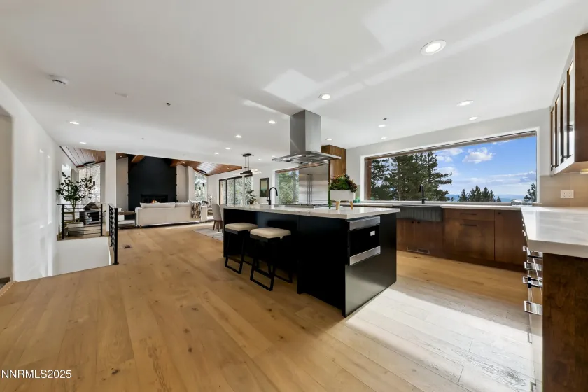 987 Wander, Incline Village, Nevada 89451, 4 Bedrooms Bedrooms, ,4 BathroomsBathrooms,Residential,Residential,Wander,250056457