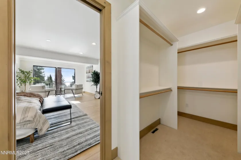 987 Wander, Incline Village, Nevada 89451, 4 Bedrooms Bedrooms, ,4 BathroomsBathrooms,Residential,Residential,Wander,250056457