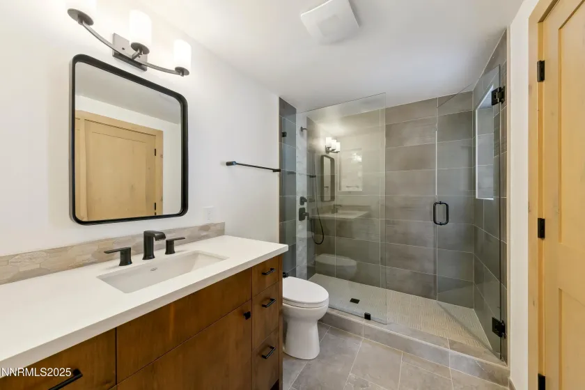 987 Wander, Incline Village, Nevada 89451, 4 Bedrooms Bedrooms, ,4 BathroomsBathrooms,Residential,Residential,Wander,250056457