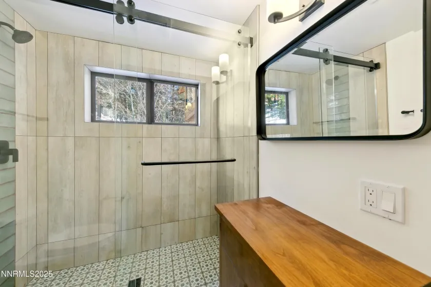 987 Wander, Incline Village, Nevada 89451, 4 Bedrooms Bedrooms, ,4 BathroomsBathrooms,Residential,Residential,Wander,250056457