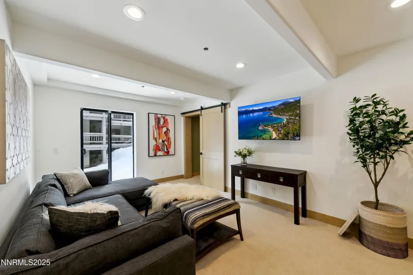 987 Wander, Incline Village, Nevada 89451, 4 Bedrooms Bedrooms, ,4 BathroomsBathrooms,Residential,Residential,Wander,250056457