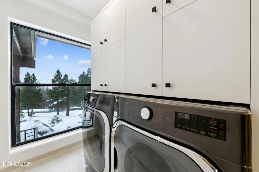 987 Wander, Incline Village, Nevada 89451, 4 Bedrooms Bedrooms, ,4 BathroomsBathrooms,Residential,Residential,Wander,250056457