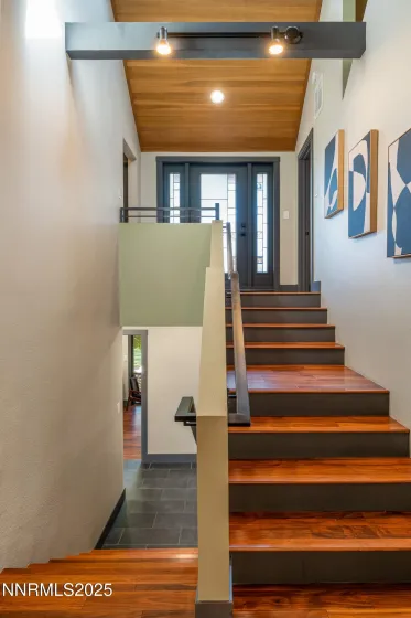 2521 Lake Ridge Shores, Reno, Nevada 89519, 2 Bedrooms Bedrooms, ,2 BathroomsBathrooms,Residential,Residential,Lake Ridge Shores,250056468