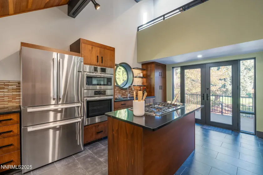 2521 Lake Ridge Shores, Reno, Nevada 89519, 2 Bedrooms Bedrooms, ,2 BathroomsBathrooms,Residential,Residential,Lake Ridge Shores,250056468