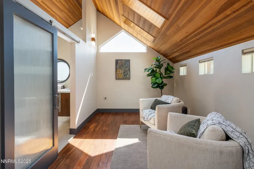 2521 Lake Ridge Shores, Reno, Nevada 89519, 2 Bedrooms Bedrooms, ,2 BathroomsBathrooms,Residential,Residential,Lake Ridge Shores,250056468