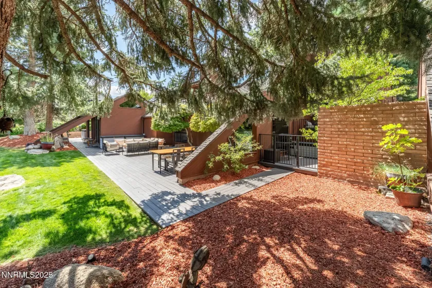 2521 Lake Ridge Shores, Reno, Nevada 89519, 2 Bedrooms Bedrooms, ,2 BathroomsBathrooms,Residential,Residential,Lake Ridge Shores,250056468