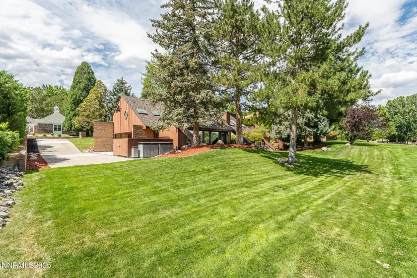 2521 Lake Ridge Shores, Reno, Nevada 89519, 2 Bedrooms Bedrooms, ,2 BathroomsBathrooms,Residential,Residential,Lake Ridge Shores,250056468