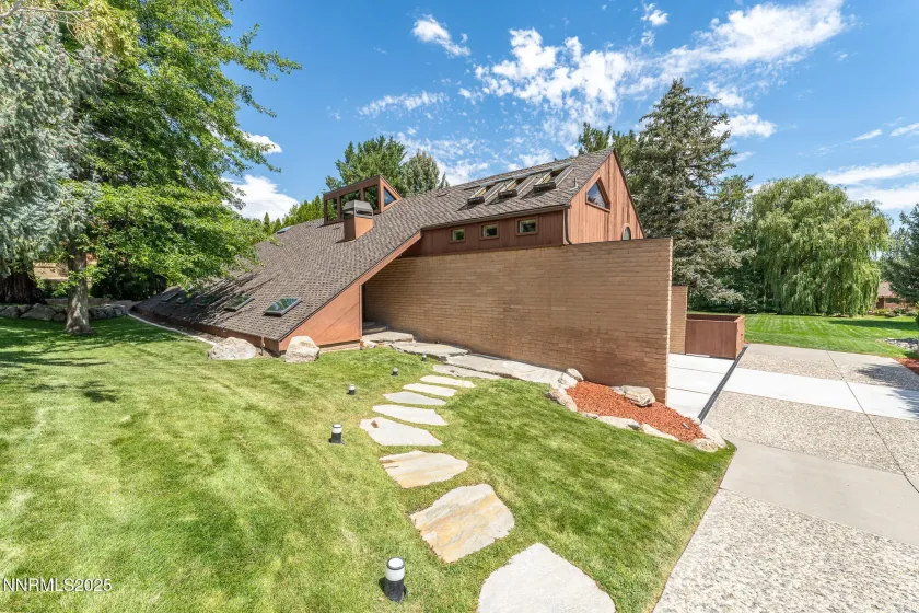 2521 Lake Ridge Shores, Reno, Nevada 89519, 2 Bedrooms Bedrooms, ,2 BathroomsBathrooms,Residential,Residential,Lake Ridge Shores,250056468