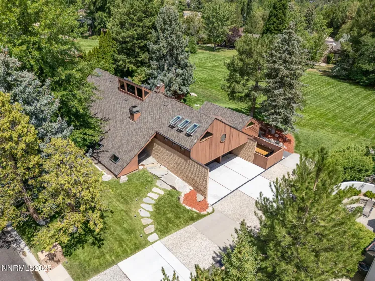 2521 Lake Ridge Shores, Reno, Nevada 89519, 2 Bedrooms Bedrooms, ,2 BathroomsBathrooms,Residential,Residential,Lake Ridge Shores,250056468