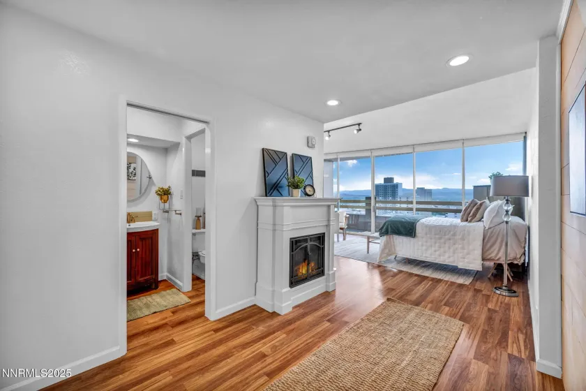 100 Arlington, Reno, Nevada 89501, ,1 BathroomBathrooms,Residential,Residential,Arlington,250056473