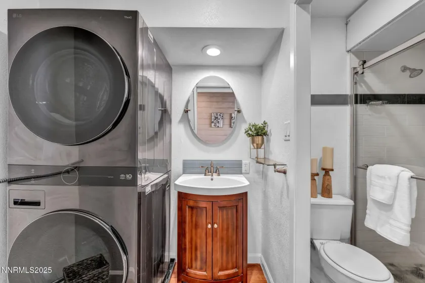 100 Arlington, Reno, Nevada 89501, ,1 BathroomBathrooms,Residential,Residential,Arlington,250056473