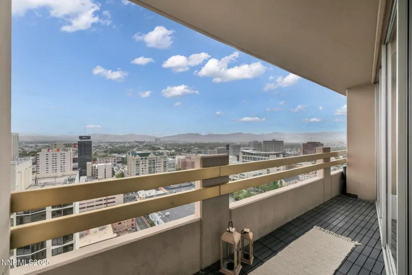 100 Arlington, Reno, Nevada 89501, ,1 BathroomBathrooms,Residential,Residential,Arlington,250056473