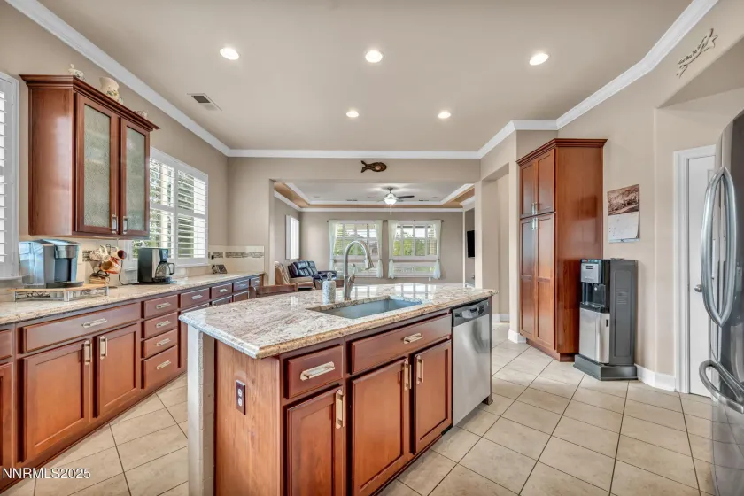 415 Sunset Springs, Sparks, Nevada 89441, 4 Bedrooms Bedrooms, ,4 BathroomsBathrooms,Residential,Residential,Sunset Springs,250056478