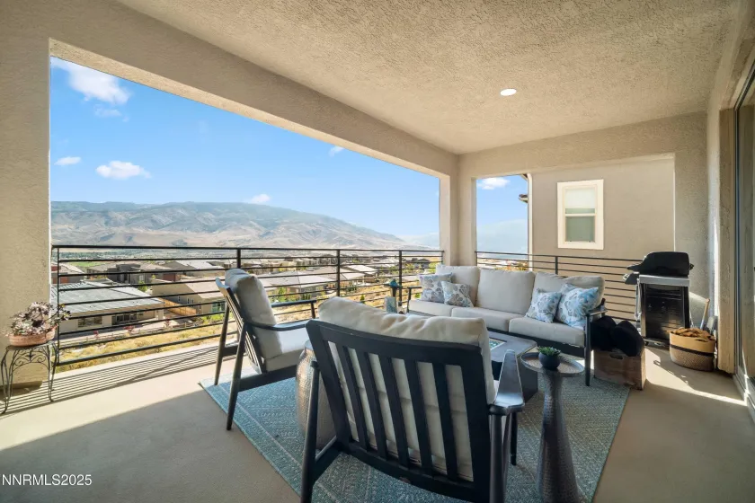 9176 Graycliff, Reno, Nevada 89523, 5 Bedrooms Bedrooms, ,6 BathroomsBathrooms,Residential,Residential,Graycliff,250056486