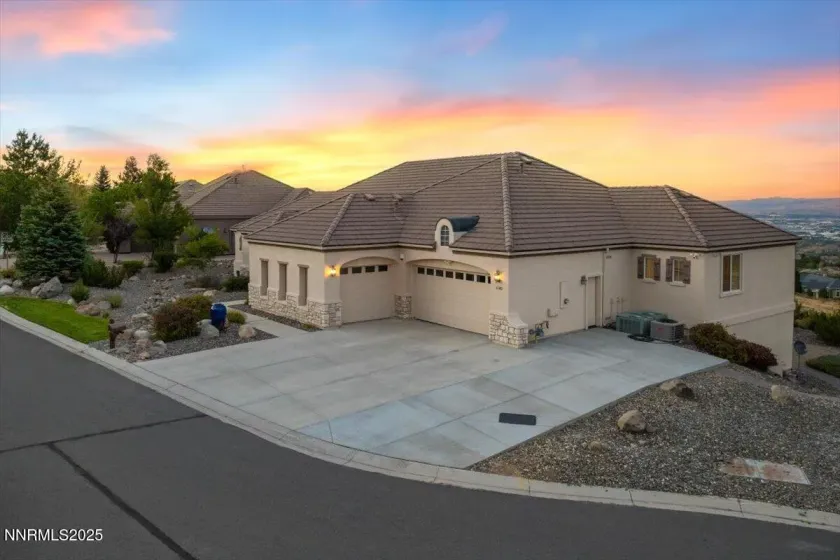 6080 Cour Saint Michelle, Reno, Nevada 89511, 5 Bedrooms Bedrooms, ,5 BathroomsBathrooms,Residential,Residential,Cour Saint Michelle,250056497