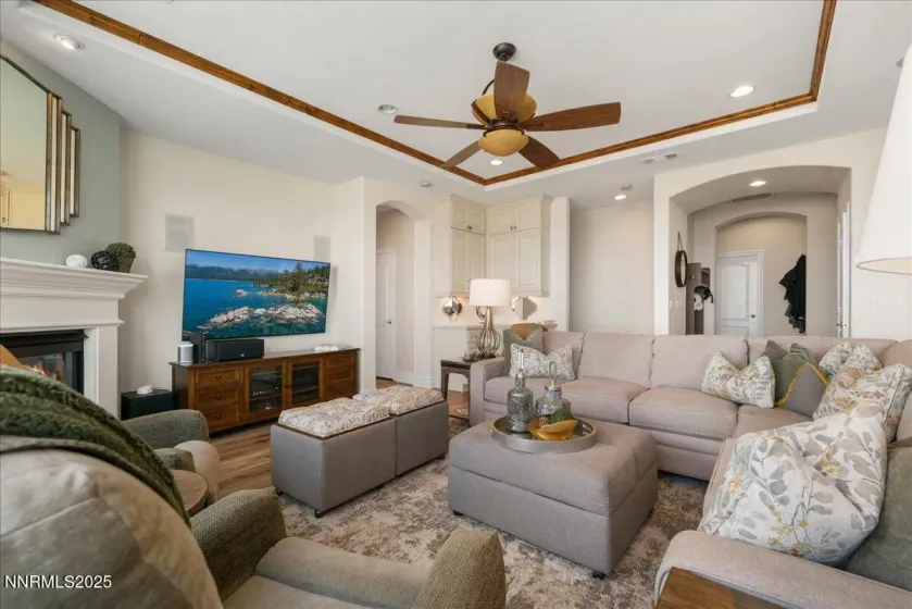 6080 Cour Saint Michelle, Reno, Nevada 89511, 5 Bedrooms Bedrooms, ,5 BathroomsBathrooms,Residential,Residential,Cour Saint Michelle,250056497