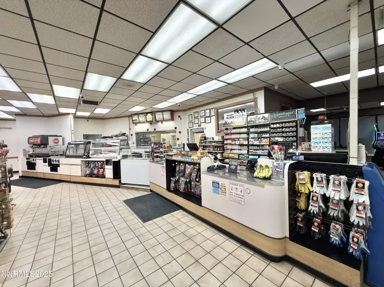 760 Broad, Battle Mountain, Nevada 89820, ,Commercial Sale,Residential,Broad,250056519