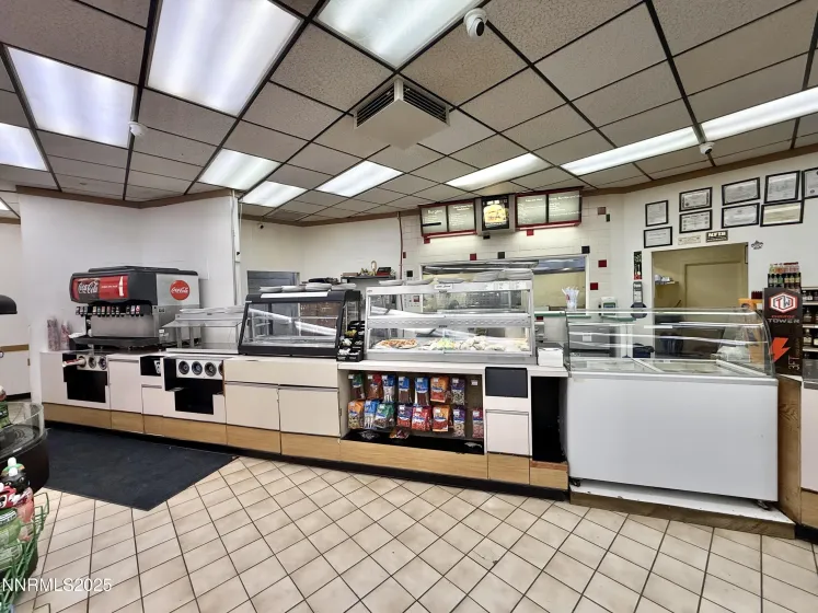 760 Broad, Battle Mountain, Nevada 89820, ,Commercial Sale,Residential,Broad,250056519