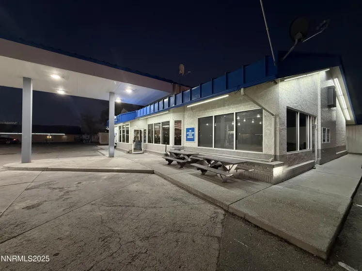 760 Broad, Battle Mountain, Nevada 89820, ,Commercial Sale,Residential,Broad,250056519