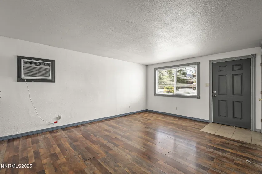 10005 Sagewood, Reno, Nevada 89506, ,Residential Income,Residential,Sagewood,250056524