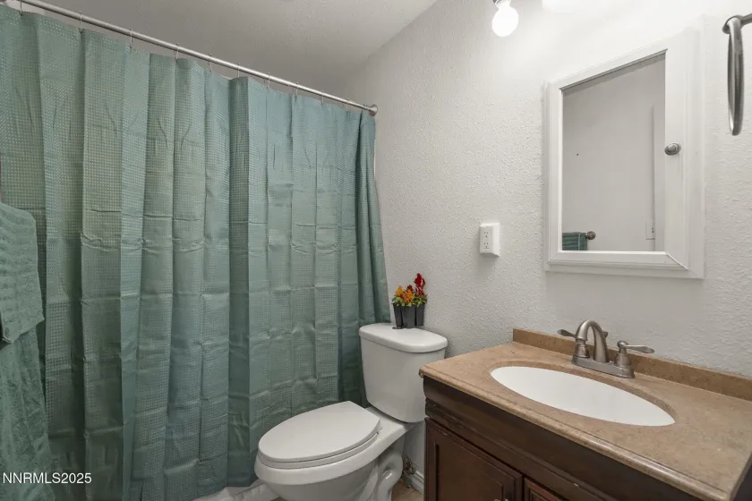 10005 Sagewood, Reno, Nevada 89506, ,Residential Income,Residential,Sagewood,250056524