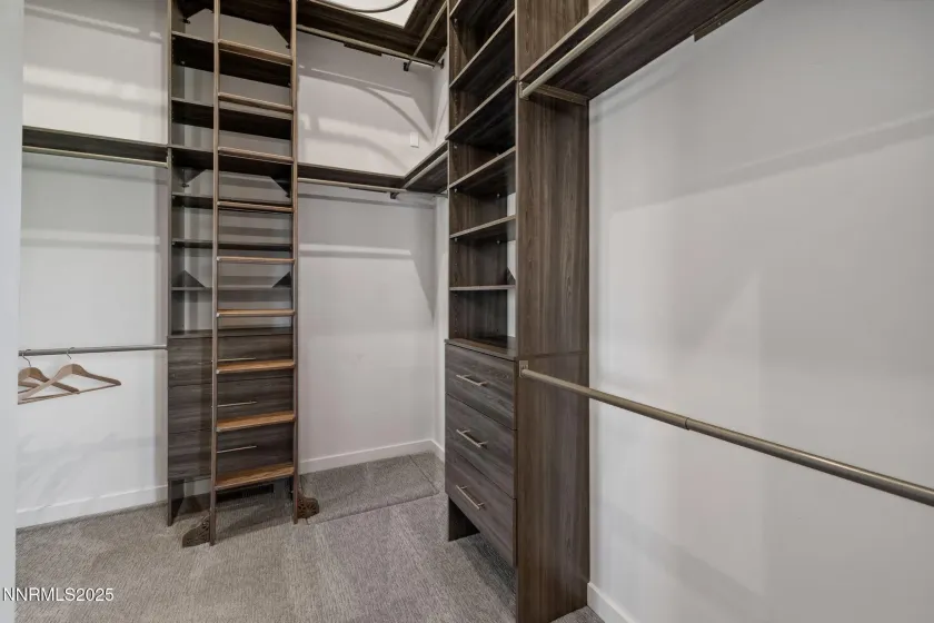 2255 Warrior, Reno, Nevada 89523, 5 Bedrooms Bedrooms, ,6 BathroomsBathrooms,Residential,Residential,Warrior,250056535