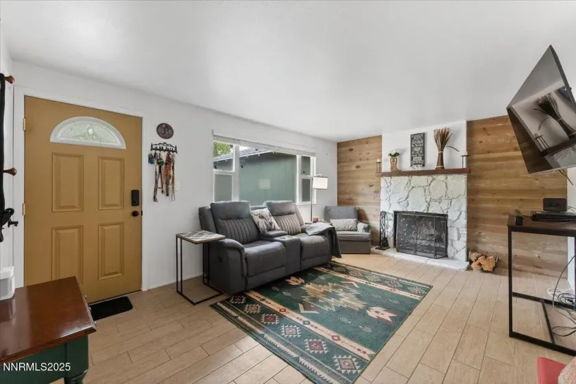 11720 Oregon, Reno, Nevada 89506, 3 Bedrooms Bedrooms, ,3 BathroomsBathrooms,Residential,Residential,Oregon,250056545