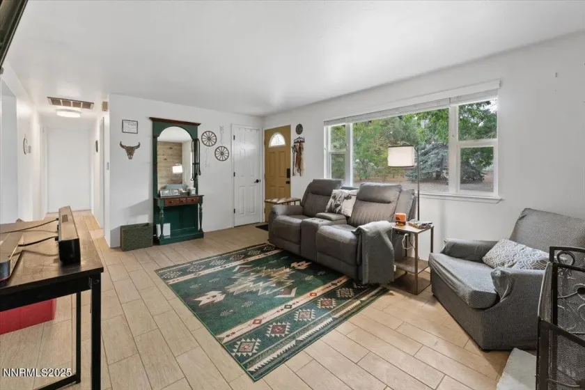 11720 Oregon, Reno, Nevada 89506, 3 Bedrooms Bedrooms, ,3 BathroomsBathrooms,Residential,Residential,Oregon,250056545