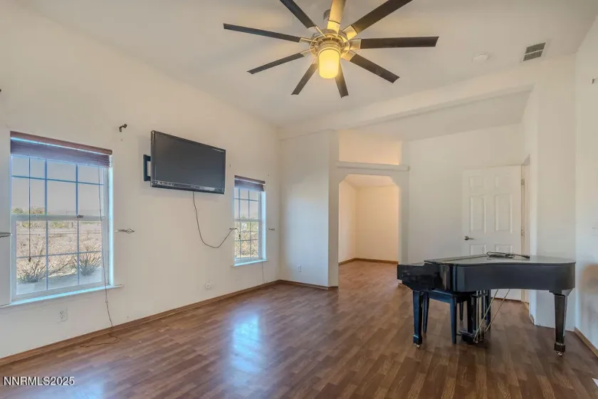 1535 Lincoln, Silver Springs, Nevada 89429, 4 Bedrooms Bedrooms, ,3 BathroomsBathrooms,Residential,Residential,Lincoln,250056554