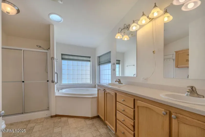 1535 Lincoln, Silver Springs, Nevada 89429, 4 Bedrooms Bedrooms, ,3 BathroomsBathrooms,Residential,Residential,Lincoln,250056554