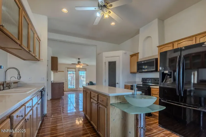 1535 Lincoln, Silver Springs, Nevada 89429, 4 Bedrooms Bedrooms, ,3 BathroomsBathrooms,Residential,Residential,Lincoln,250056554