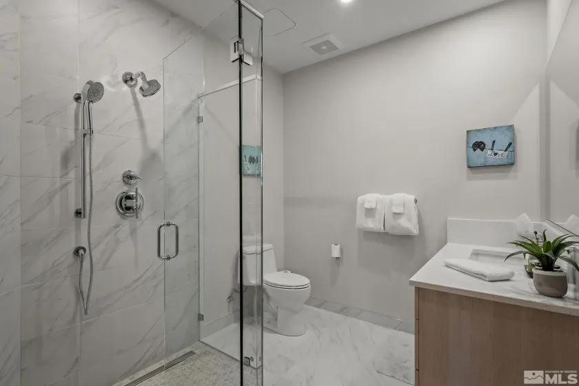 28 Beach Club, Stateline, Nevada 89449, 4 Bedrooms Bedrooms, ,4 BathroomsBathrooms,Residential,Residential,Beach Club,250056560