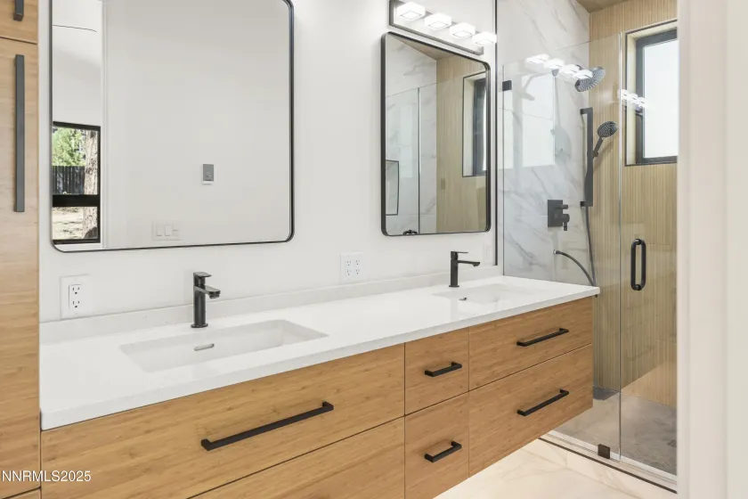 424 Pat, Incline Village, Nevada 89451, 5 Bedrooms Bedrooms, ,5 BathroomsBathrooms,Residential,Residential,Pat,250056569