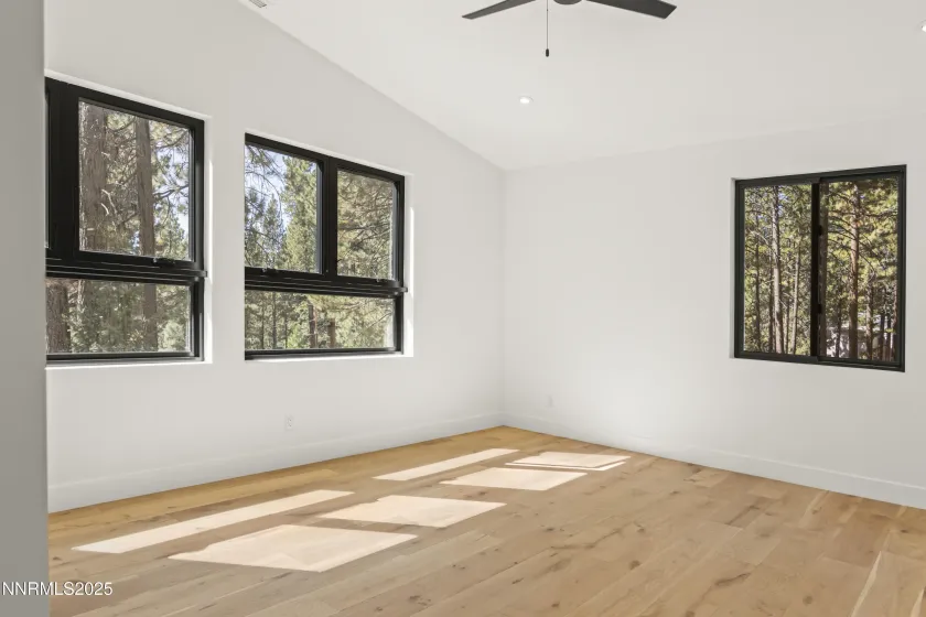 424 Pat, Incline Village, Nevada 89451, 5 Bedrooms Bedrooms, ,5 BathroomsBathrooms,Residential,Residential,Pat,250056569