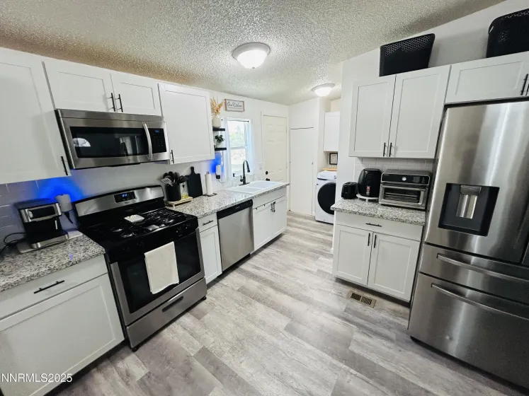 16 Stope, Dayton, Nevada 89403, 3 Bedrooms Bedrooms, ,2 BathroomsBathrooms,Residential,Residential,Stope,250051427