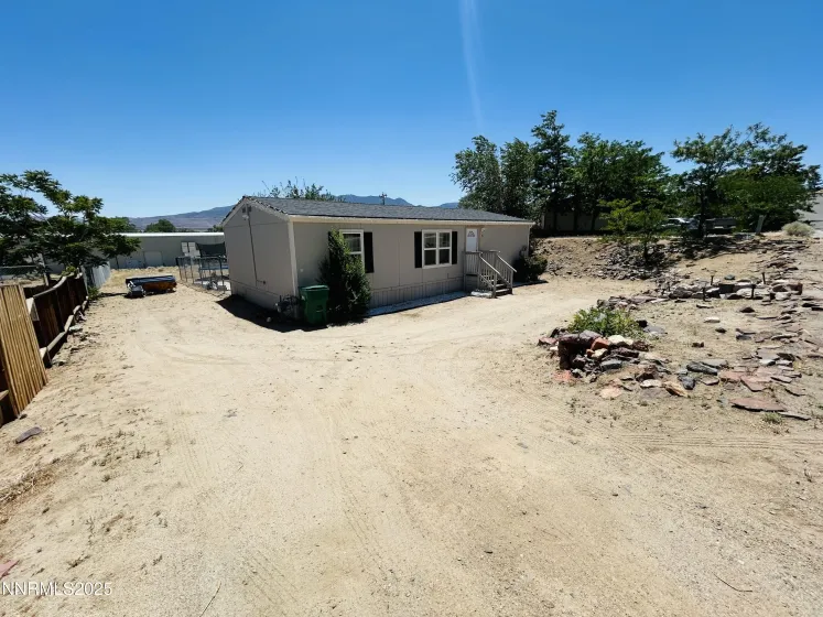 16 Stope, Dayton, Nevada 89403, 3 Bedrooms Bedrooms, ,2 BathroomsBathrooms,Residential,Residential,Stope,250051427