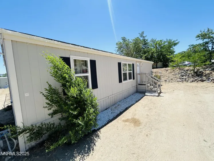 16 Stope, Dayton, Nevada 89403, 3 Bedrooms Bedrooms, ,2 BathroomsBathrooms,Residential,Residential,Stope,250051427