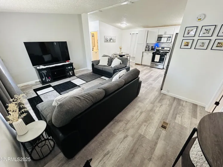 16 Stope, Dayton, Nevada 89403, 3 Bedrooms Bedrooms, ,2 BathroomsBathrooms,Residential,Residential,Stope,250051427