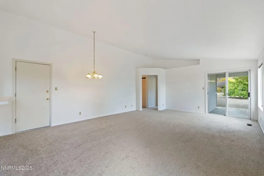 6811 Sonterra, Reno, Nevada 89523, 3 Bedrooms Bedrooms, ,2 BathroomsBathrooms,Residential,Residential,Sonterra,250056590