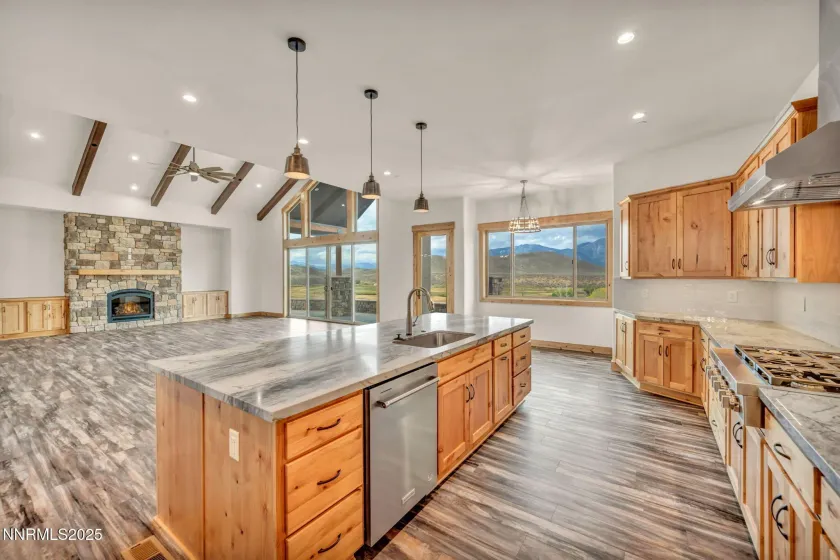 656 Stones Throw, Gardnerville, Nevada 89410, 3 Bedrooms Bedrooms, ,4 BathroomsBathrooms,Residential,Residential,Stones Throw,250056600