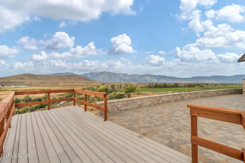 656 Stones Throw, Gardnerville, Nevada 89410, 3 Bedrooms Bedrooms, ,4 BathroomsBathrooms,Residential,Residential,Stones Throw,250056600