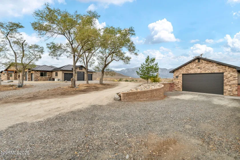 656 Stones Throw, Gardnerville, Nevada 89410, 3 Bedrooms Bedrooms, ,4 BathroomsBathrooms,Residential,Residential,Stones Throw,250056600