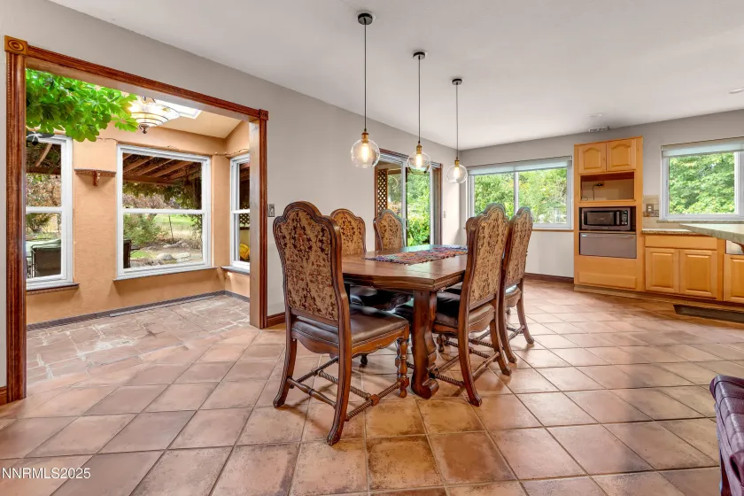 846 Zolezzi, Reno, Nevada 89511, 4 Bedrooms Bedrooms, ,3 BathroomsBathrooms,Residential,Residential,Zolezzi,250056601